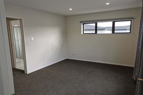 Photo of property in 98 Cardiff Road, Pakuranga, Auckland, 2010