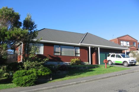 Photo of property in 7 Ronald Woolf Place, Churton Park, Wellington, 6037