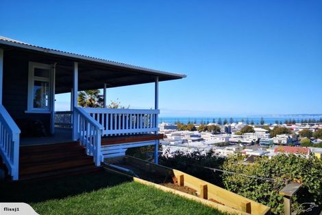 Photo of property in 38 Cameron Road, Bluff Hill, Napier, 4110