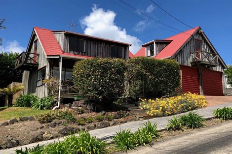 Photo of property in 1/17 Weldene Avenue, Glenfield, Auckland, 0629