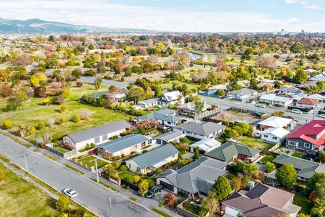 Photo of property in 77 Halberg Street, Dallington, Christchurch, 8061