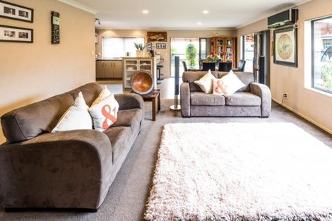 Photo of property in 53 Turnberry Drive, Wattle Downs, Auckland, 2103