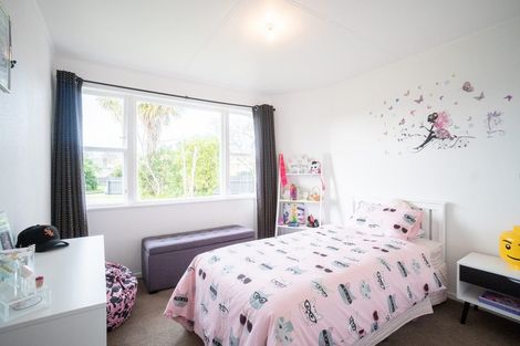 Photo of property in 2 Purnell Court, Awapuni, Palmerston North, 4412