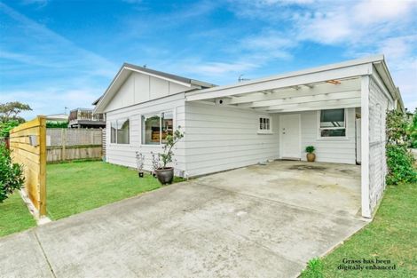 Photo of property in 18 Wharemauku Road, Raumati Beach, Paraparaumu, 5032