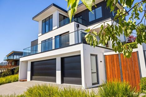 Photo of property in 8 Caldberg Close, Westmorland, Christchurch, 8025