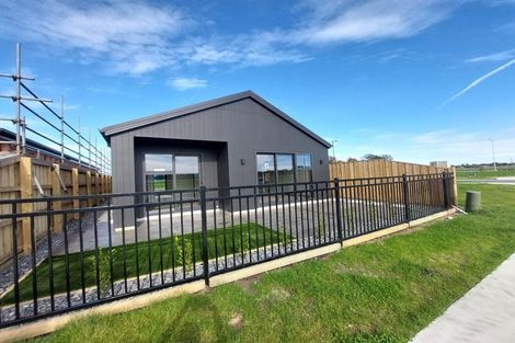 Photo of property in 28 Mcgrath Lane, Rangiora, 7400