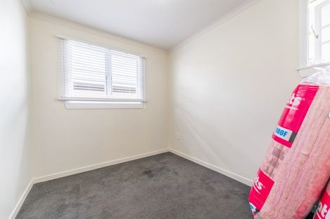 Photo of property in 35 Avenue Road, West End, Timaru, 7910