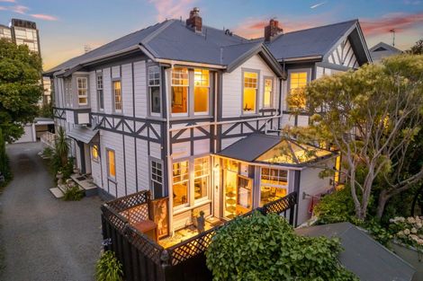 Photo of property in 24 Hobson Street, Thorndon, Wellington, 6011