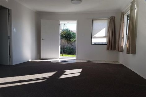 Photo of property in 8 Mclennan Road, Mount Wellington, Auckland, 1062