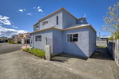 Photo of property in 14/182 Charles Street, Westshore, Napier, 4110