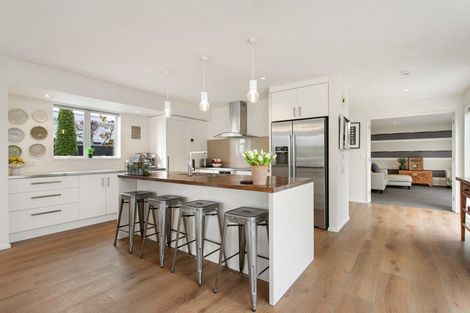 Photo of property in 12 Nightingale Place, Papanui, Christchurch, 8053