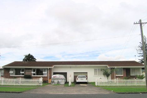 Photo of property in 1/3 Central Avenue, Papatoetoe, Auckland, 2025