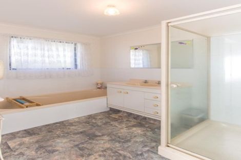 Photo of property in 67a Simpson Road, Papamoa Beach, Papamoa, 3118