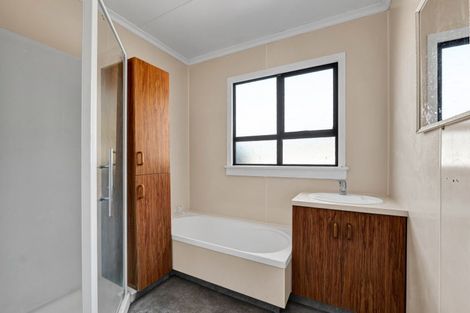 Photo of property in 16 Glasgow Street, Hawera, 4610