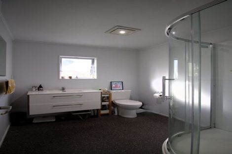 Photo of property in 26 Barbara Grove, Papamoa Beach, Papamoa, 3118