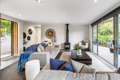 Photo of property in 103 Takahe Road, Titirangi, Auckland, 0604