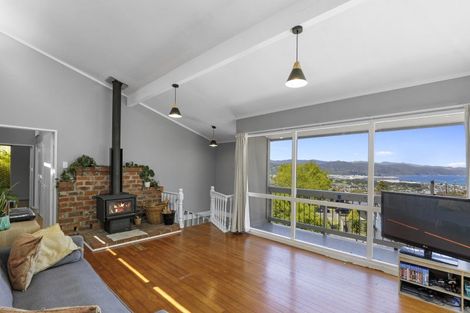 Photo of property in 89 Mulberry Street, Normandale, Lower Hutt, 5010