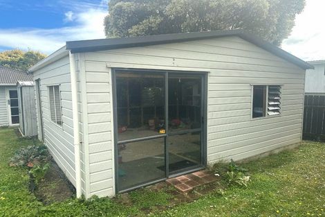 Photo of property in 24 Read Street, Levin, 5510