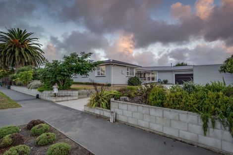 Photo of property in 56 Bickerton Street, Wainoni, Christchurch, 8061
