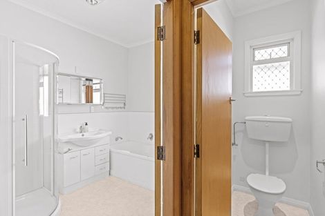 Photo of property in 36 Kent Street, Picton, 7220