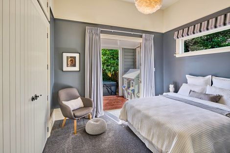 Photo of property in 5a Heretaunga Street, Petone, Lower Hutt, 5012