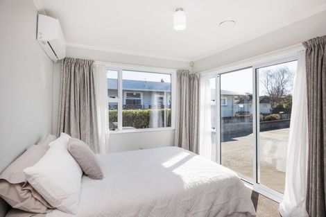 Photo of property in 37 Parkland Crescent, Terrace End, Palmerston North, 4410