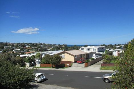 Photo of property in 8a Ladies Mile, Manly, Whangaparaoa, 0930