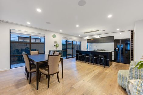 Photo of property in 6 Turutu Place, Long Bay, Auckland, 0630