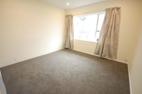 Photo of property in 1/98 Birkdale Road, Birkdale, Auckland, 0626