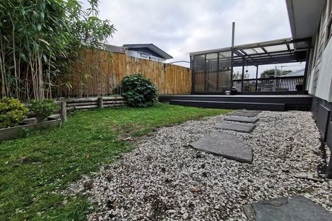 Photo of property in 8 Aquarius Avenue, Glen Eden, Auckland, 0602