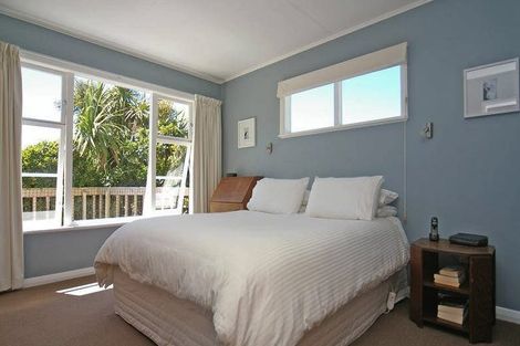 Photo of property in 30 Spencer Street, Crofton Downs, Wellington, 6035