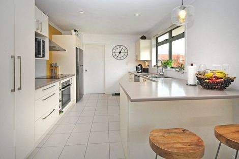 Photo of property in 26 Ripple Grove, Waiuku, 2123