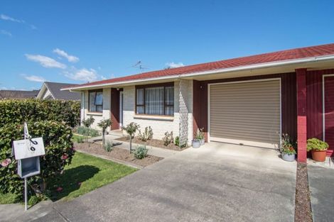 Photo of property in 4 Rewa Place, Lansdowne, Masterton, 5810