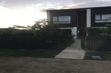 Photo of property in 1 Beardmore Lane, Papakura, 2110