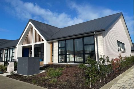 Photo of property in 12 Aho Lane, Karaka, Papakura, 2113