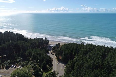 Photo of property in 20 Pine Avenue, Waikuku Beach, 7473