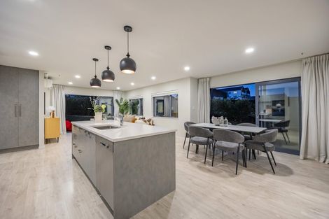 Photo of property in 21 Vintry Drive, Huapai, Kumeu, 0810