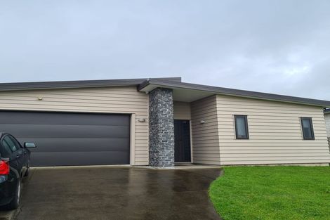 Photo of property in 8 Kilbryde Crescent, Pokeno, 2402