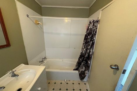 Photo of property in 12 Friedlanders Road, Manurewa, Auckland, 2102
