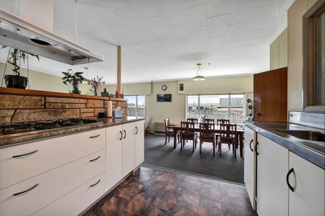 Photo of property in 3 Surrey Street, Stratford, 4332