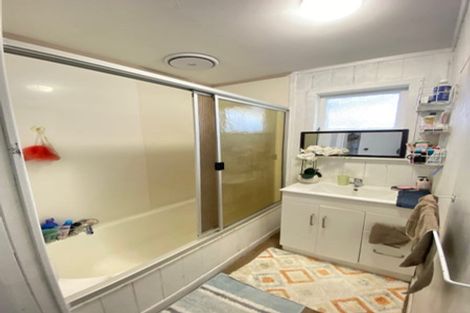 Photo of property in 41 Garelja Road, Henderson, Auckland, 0612