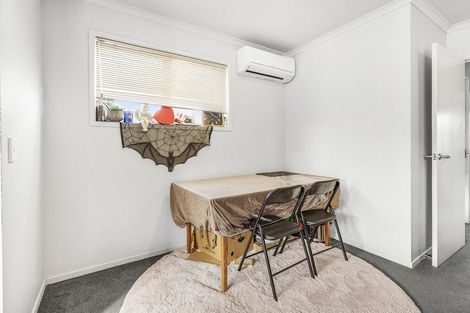 Photo of property in 3a Scotland Place, Hillcrest, Hamilton, 3216