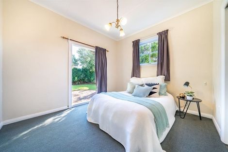 Photo of property in 5 Mangaroa Hill Road, Clouston Park, Upper Hutt, 5018