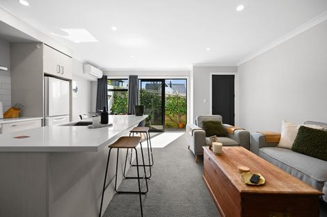 Photo of property in 2/25 Thackeray Street, Hamilton Lake, Hamilton, 3204