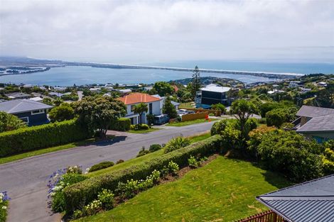 Photo of property in 6 Madeley Road, Mount Pleasant, Christchurch, 8081