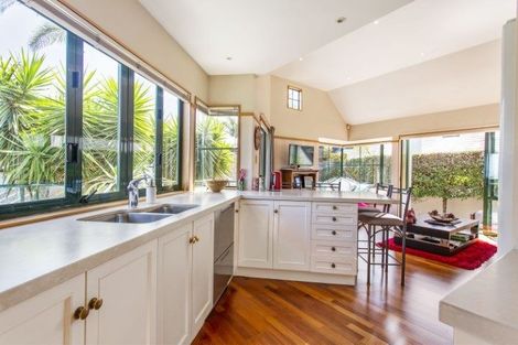 Photo of property in 45b Takutai Avenue, Half Moon Bay, Auckland, 2012