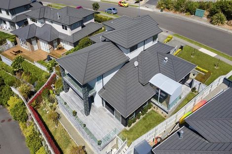 Photo of property in 71 Endeavour Drive, Whitby, Porirua, 5024