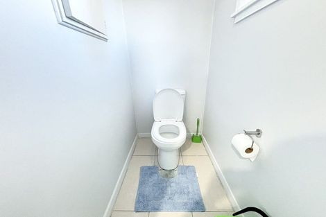 Photo of property in 51 Rua Road, Glen Eden, Auckland, 0602