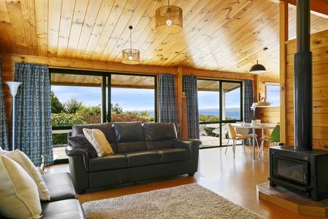 Photo of property in 13 Kamahi Terrace, Omori, Turangi, 3381