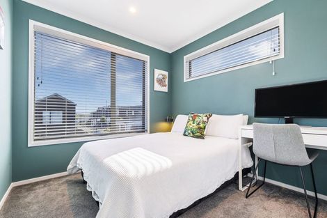 Photo of property in 32 Kauri Amber Road, Westgate, Auckland, 0614